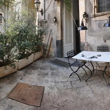 La Casa Di Inge * Κατάνια